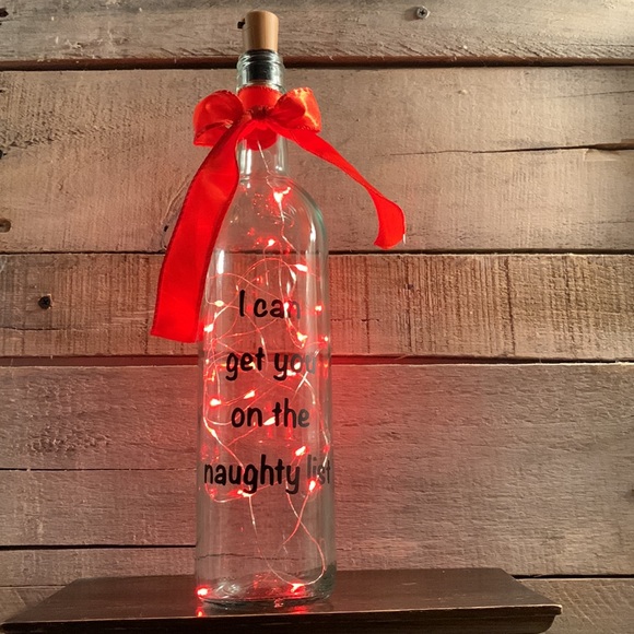 ‘I Can Get you on the Naughty List’ Wine Bottle Lantner - Picture 4 of 6
